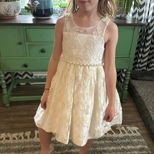 Girls flowergirl dress